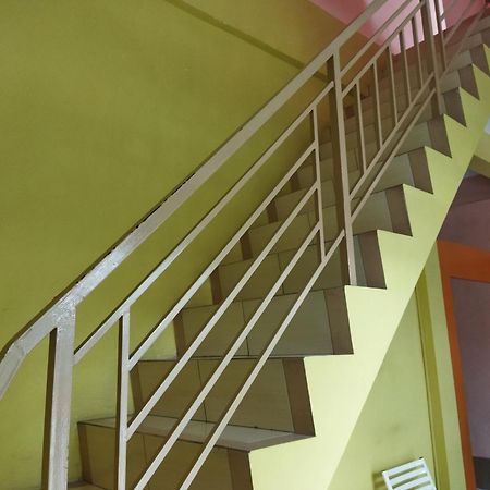 Oyo 92231 Penginapan Tanjung Alang Syariah Makassar Eksteriør billede