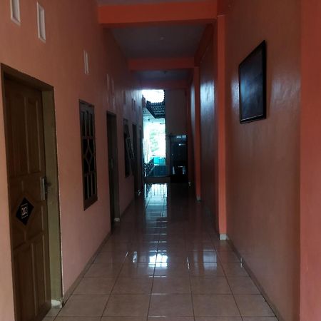 Oyo 92231 Penginapan Tanjung Alang Syariah Makassar Eksteriør billede